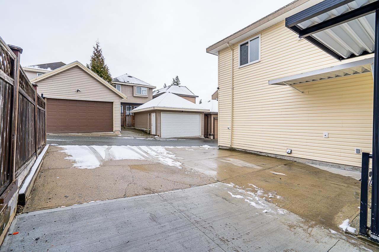 Listing Image 35