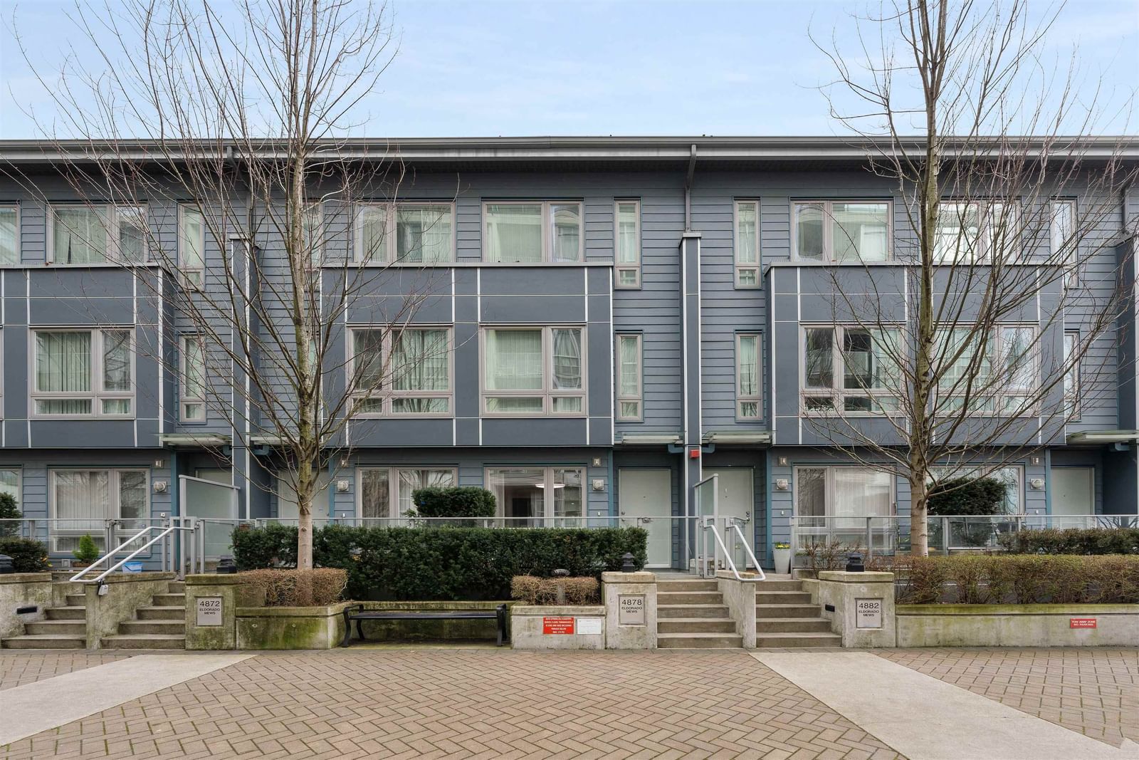 Listing Image 4