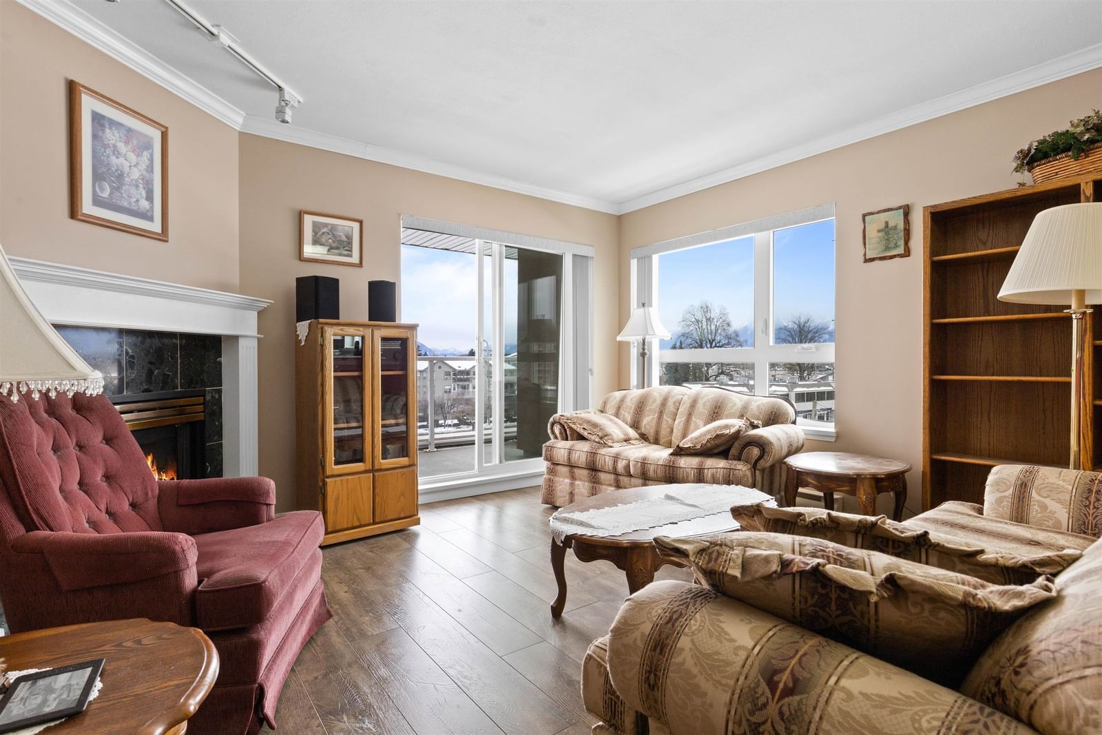 Listing Image 14