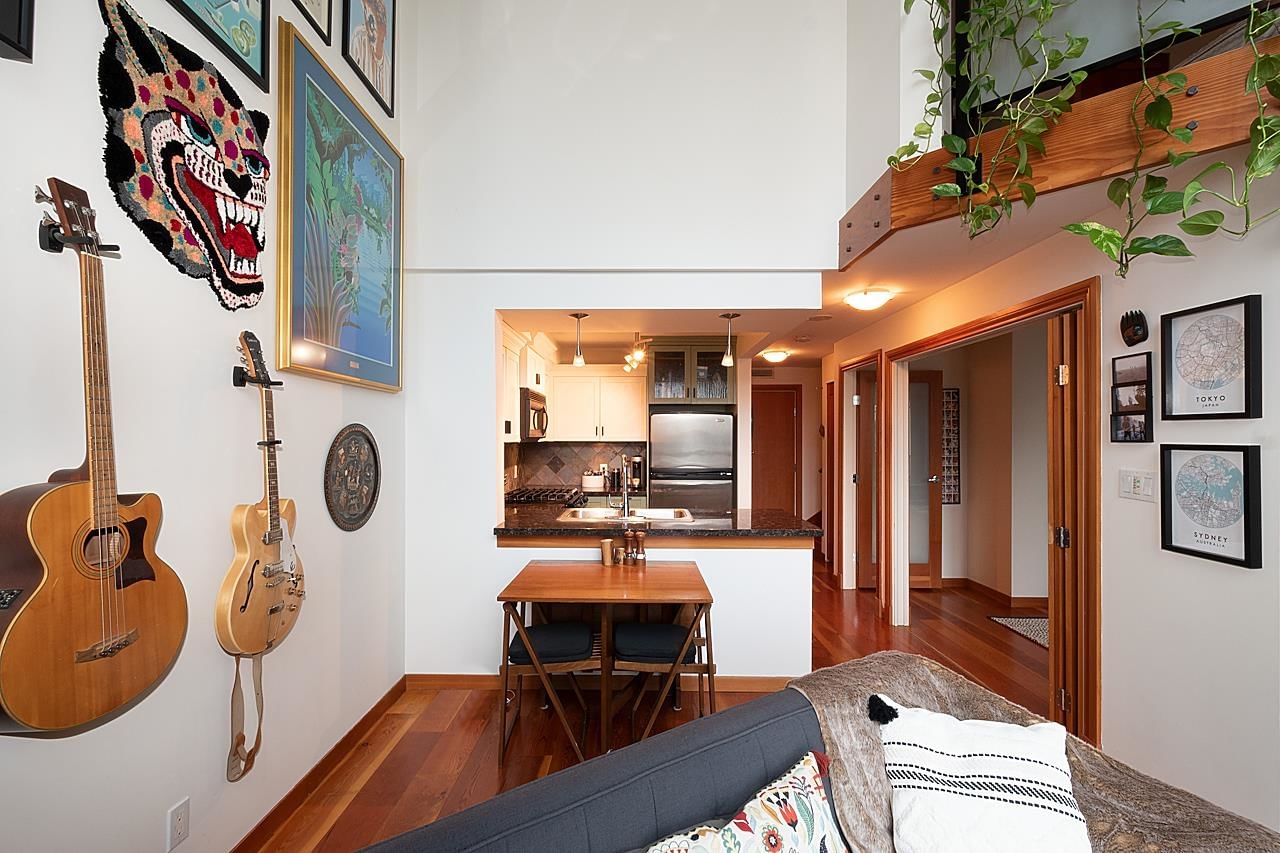 Listing Image 13