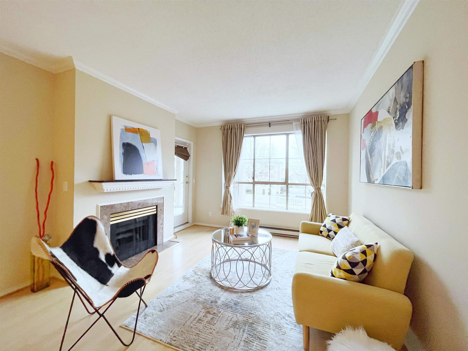 Listing Image 3