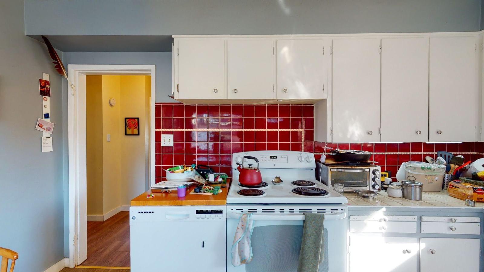 Listing Image 10