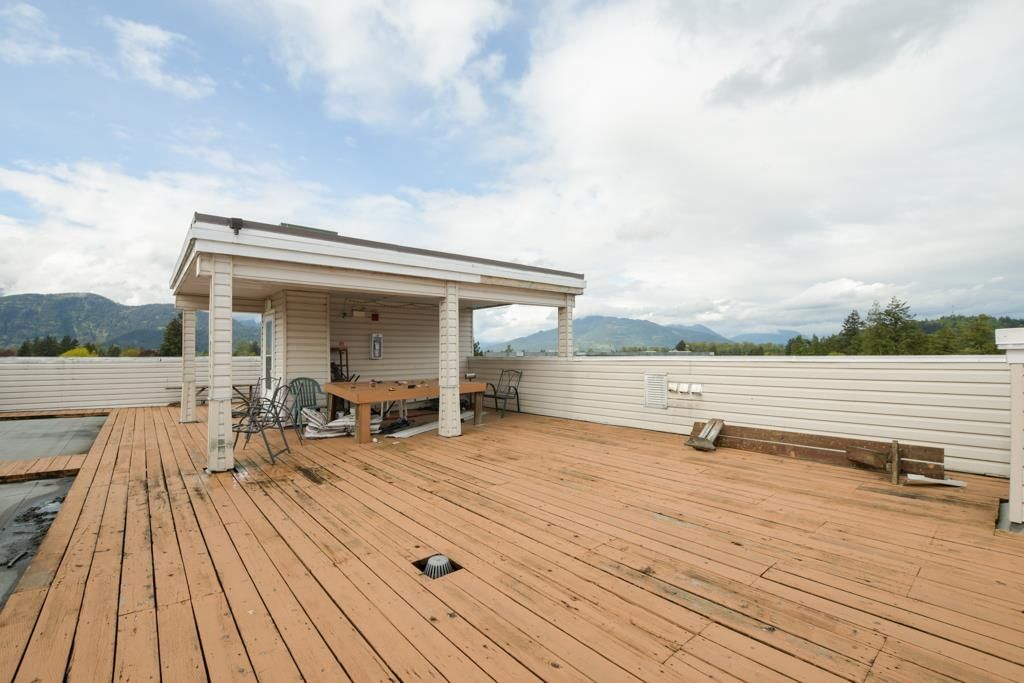 Listing Image 25