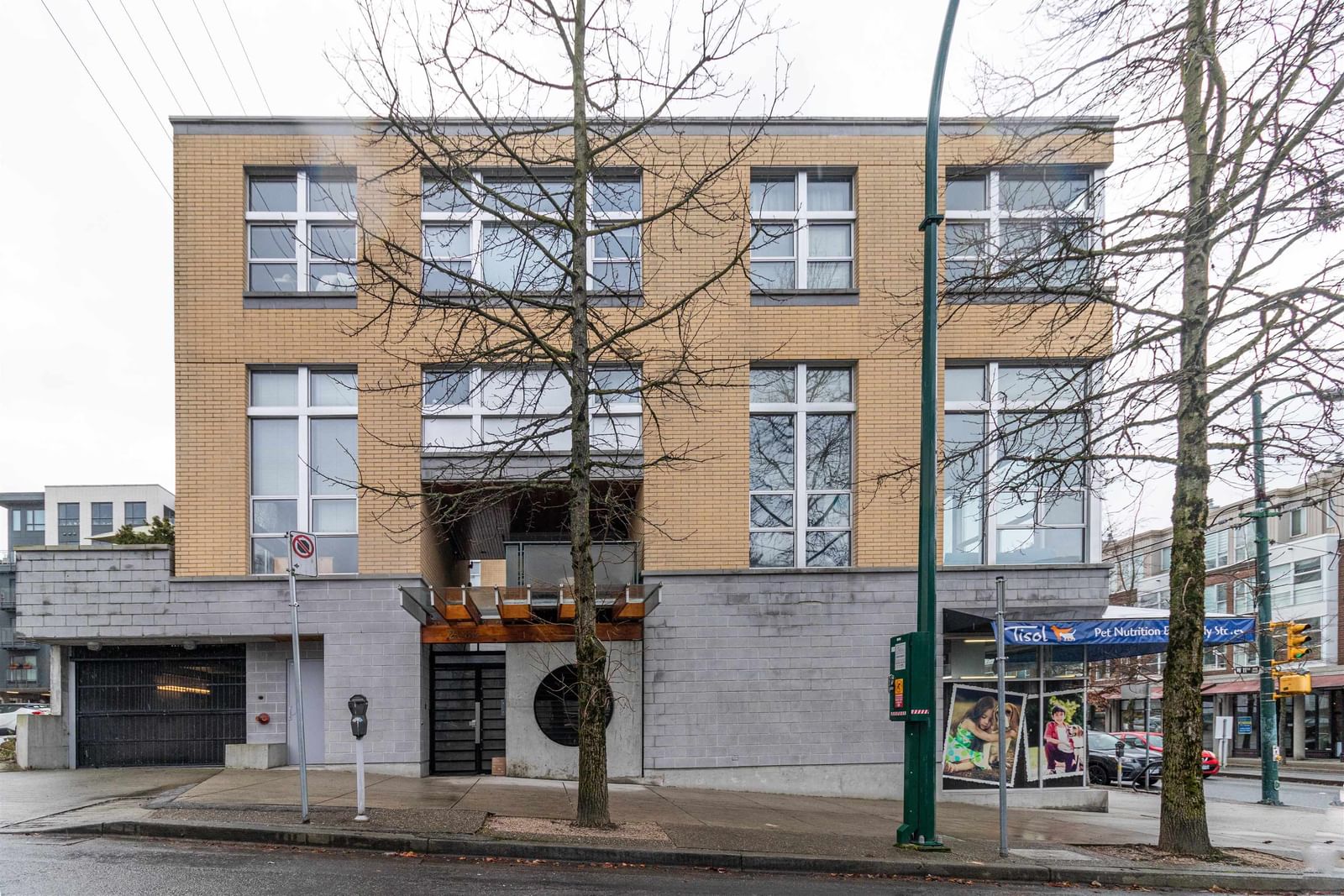 Listing Image 2