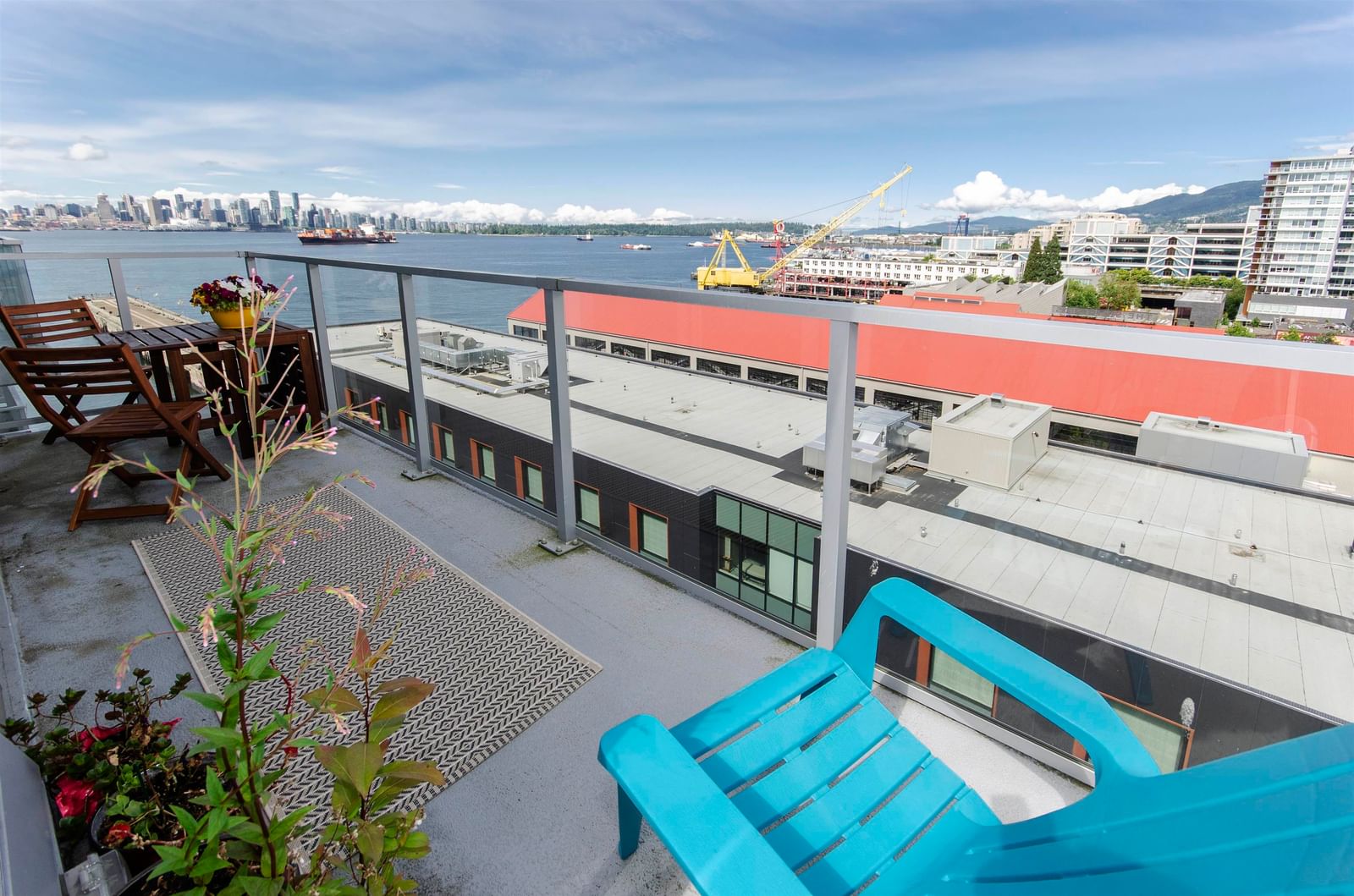 Listing Image 10