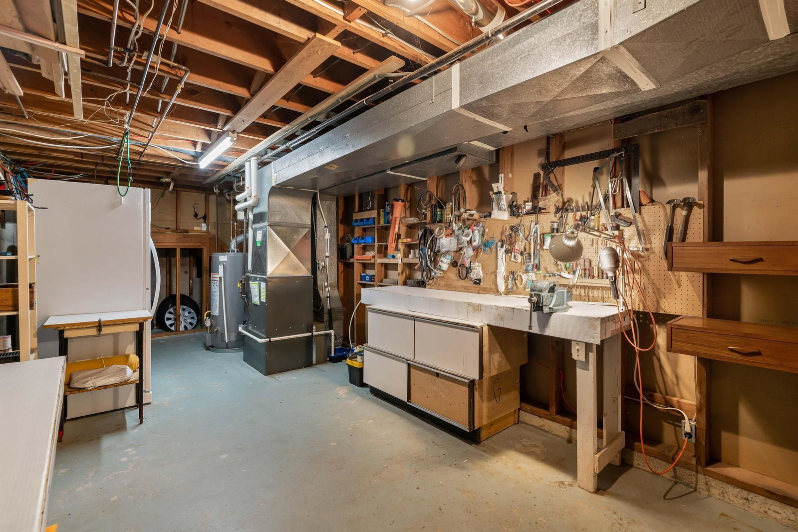 Listing Image 16