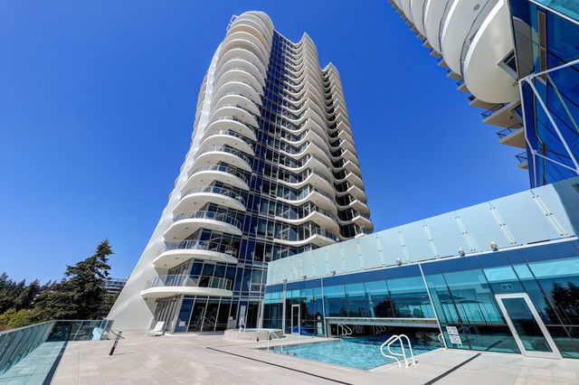 1003 - 1500 Martin Street
