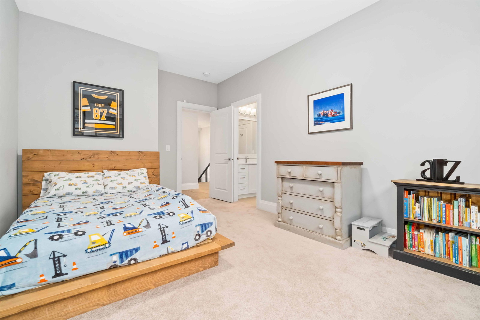 Listing Image 19