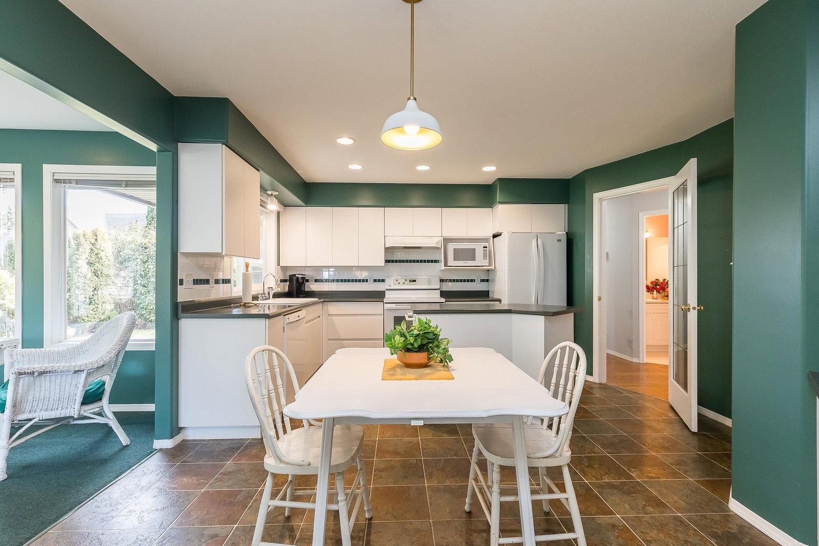 Listing Image 15
