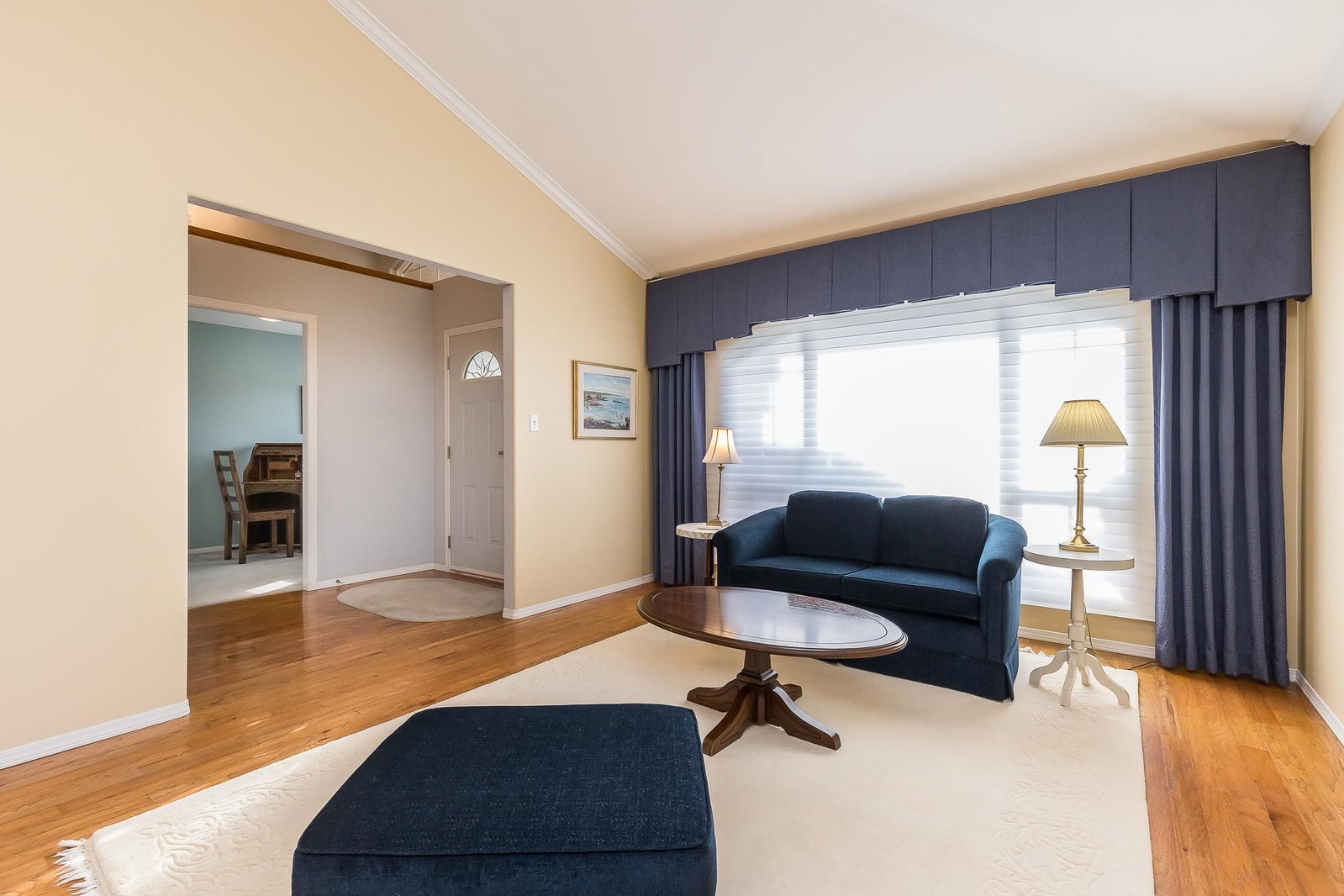 Listing Image 6