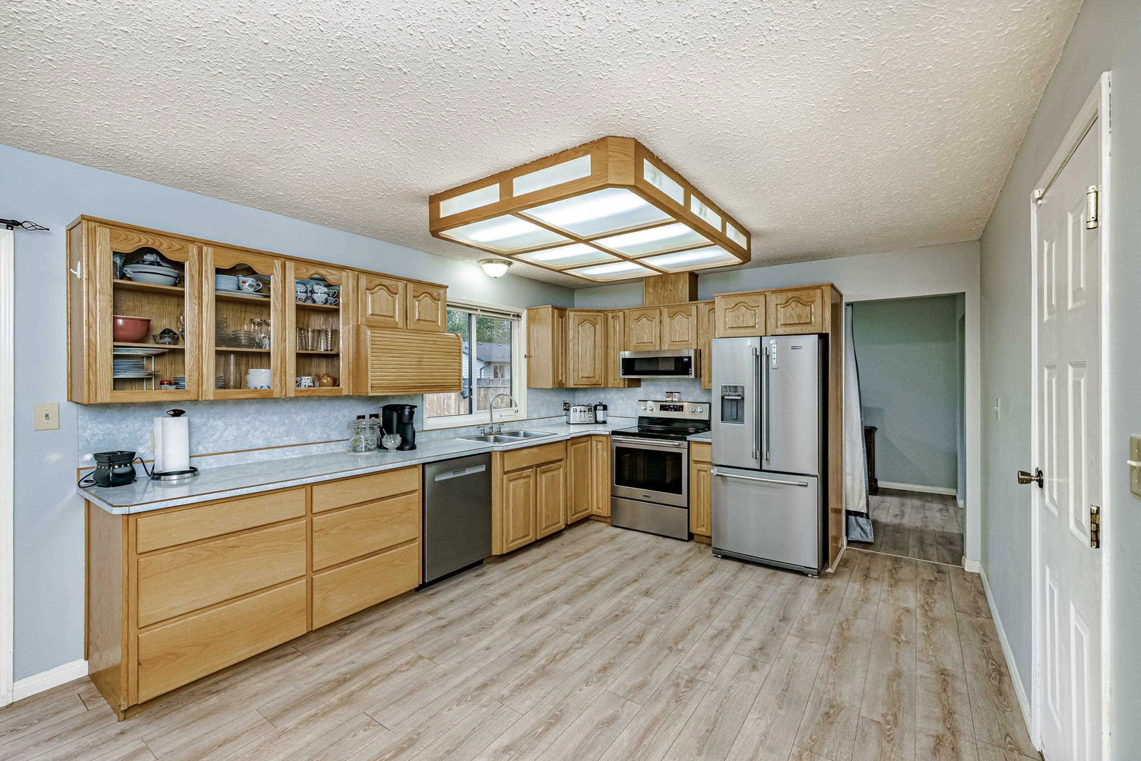 Listing Image 15