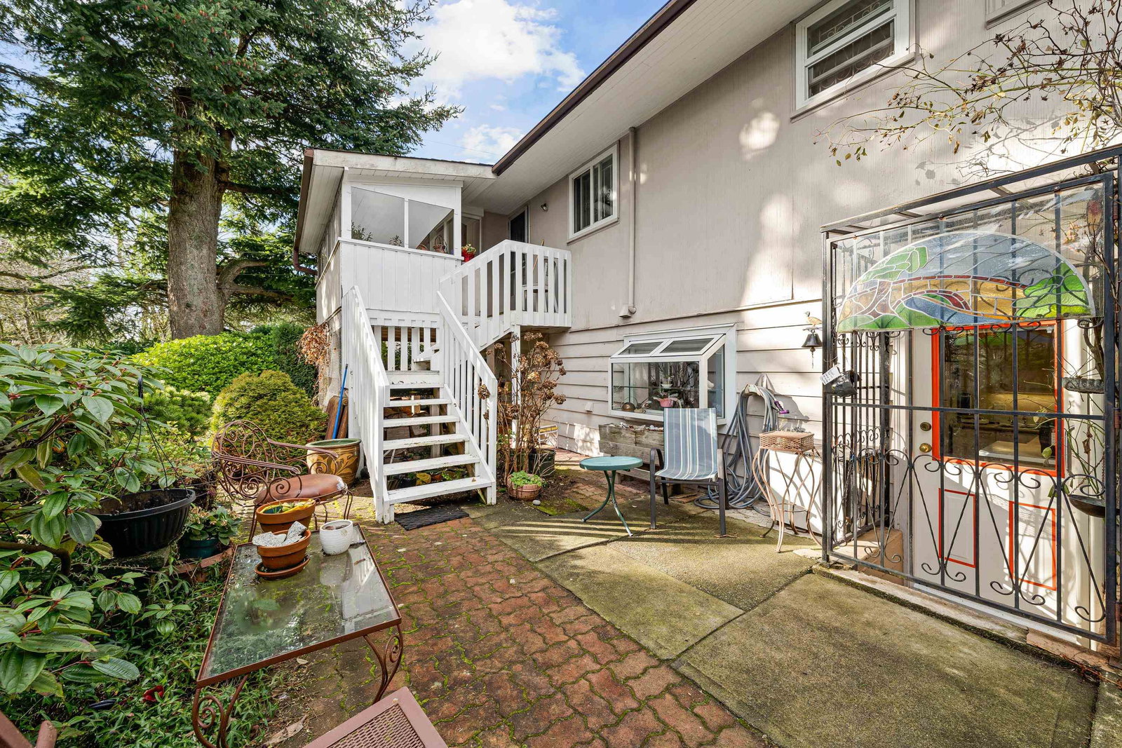 Listing Image 6