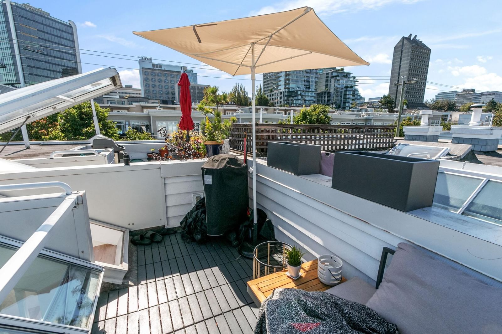 Listing Image 13