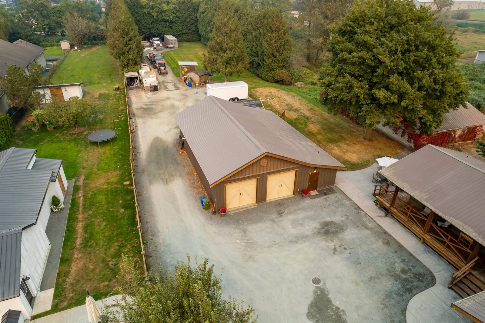 Listing Image 6
