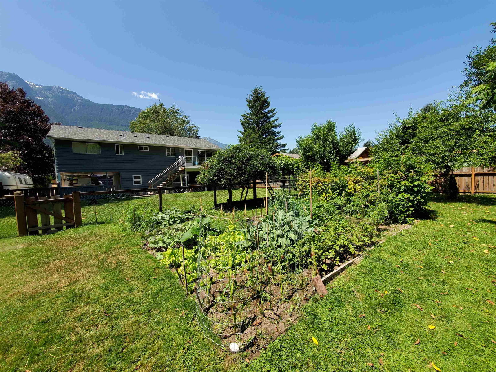 Listing Image 24