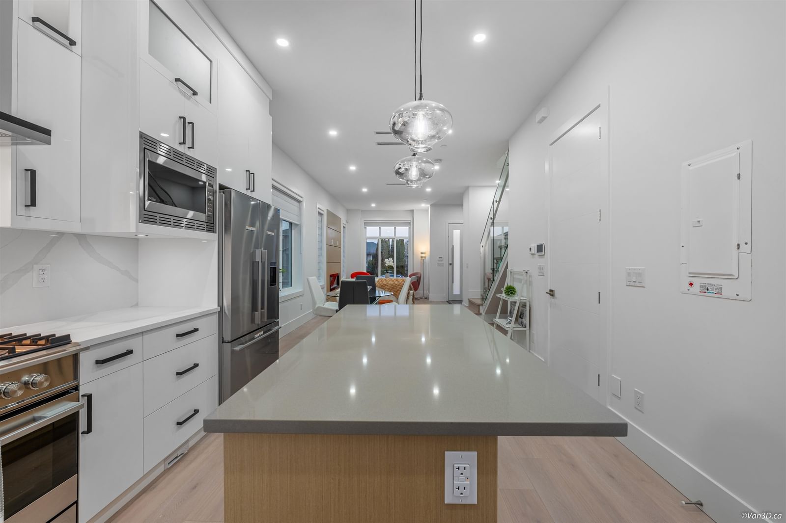 Listing Image 14