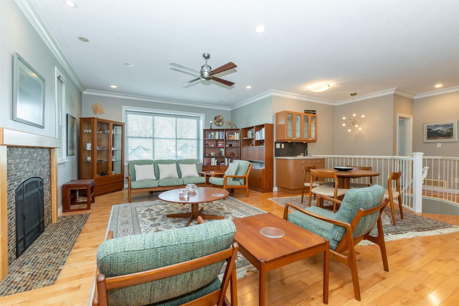 Listing Image 18