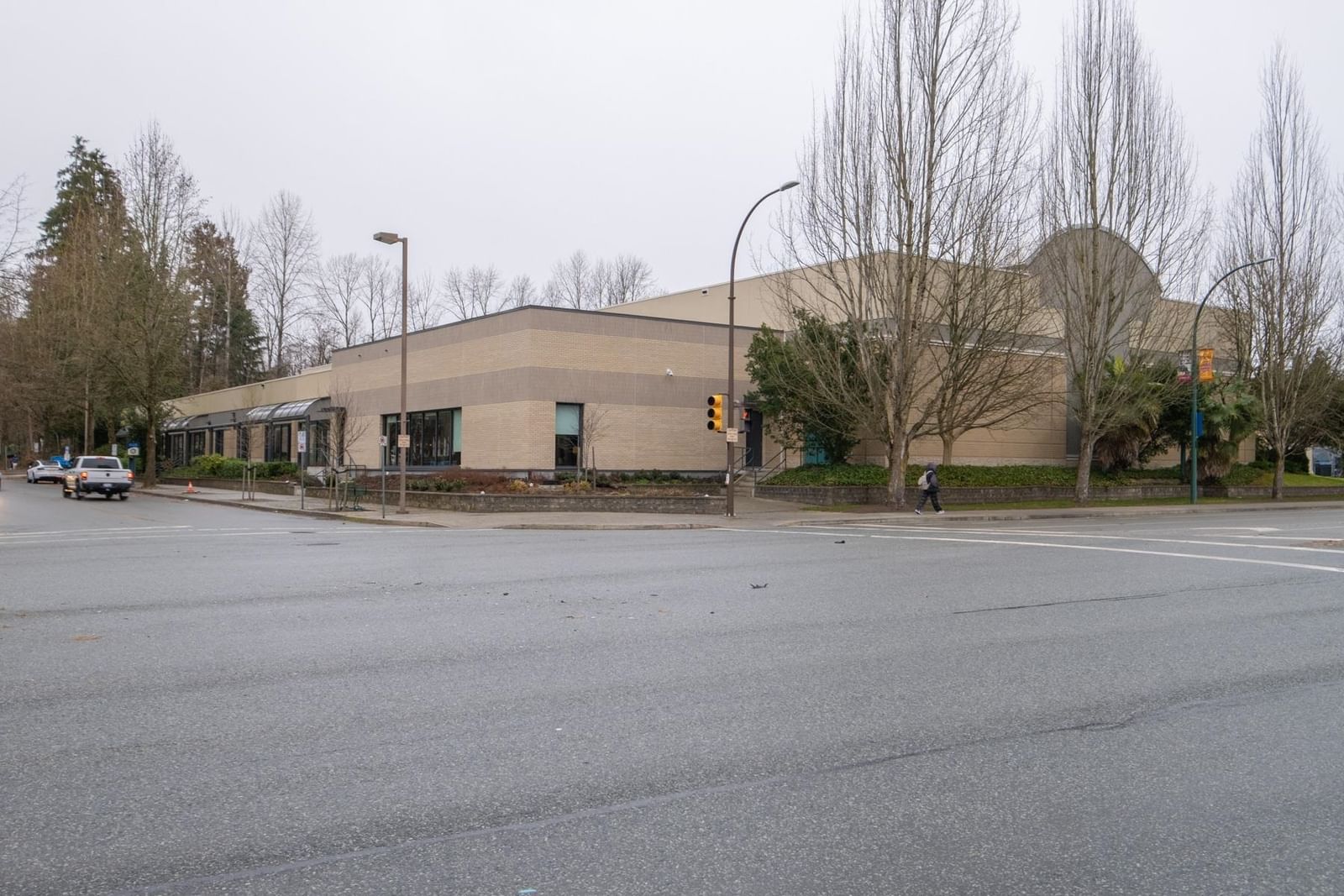 Listing Image 28