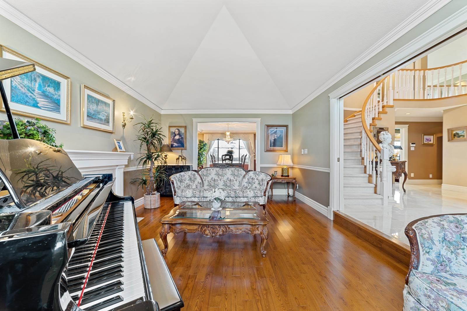Listing Image 9