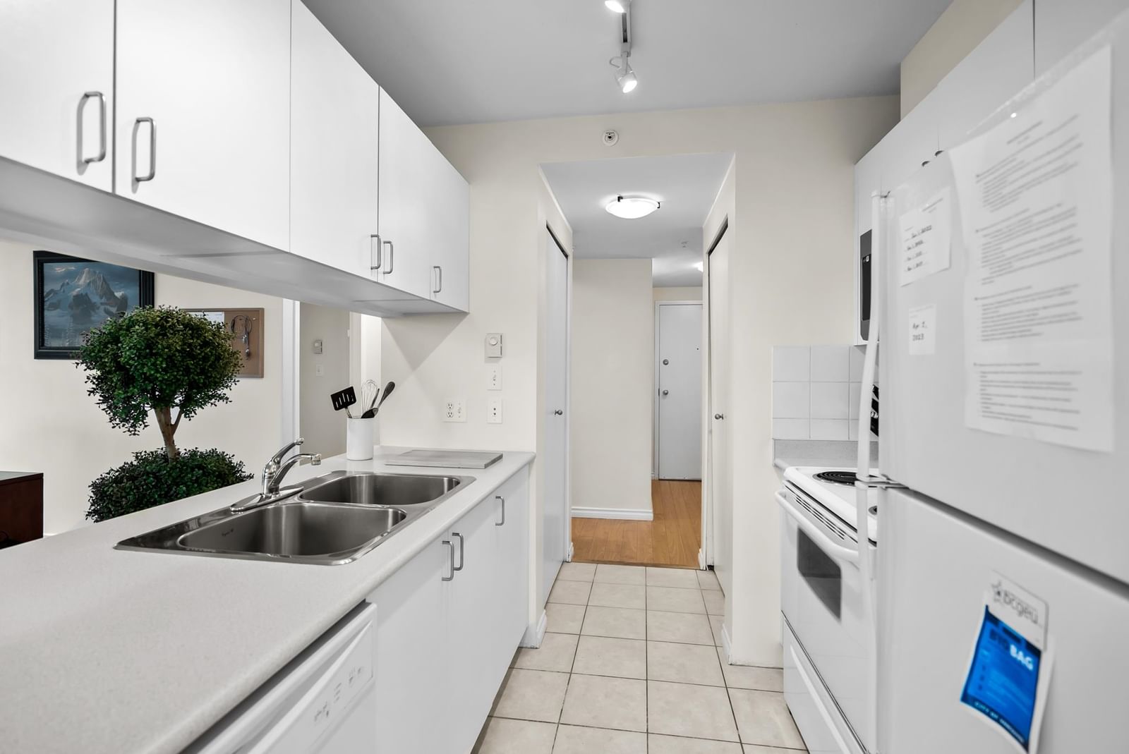 Listing Image 18