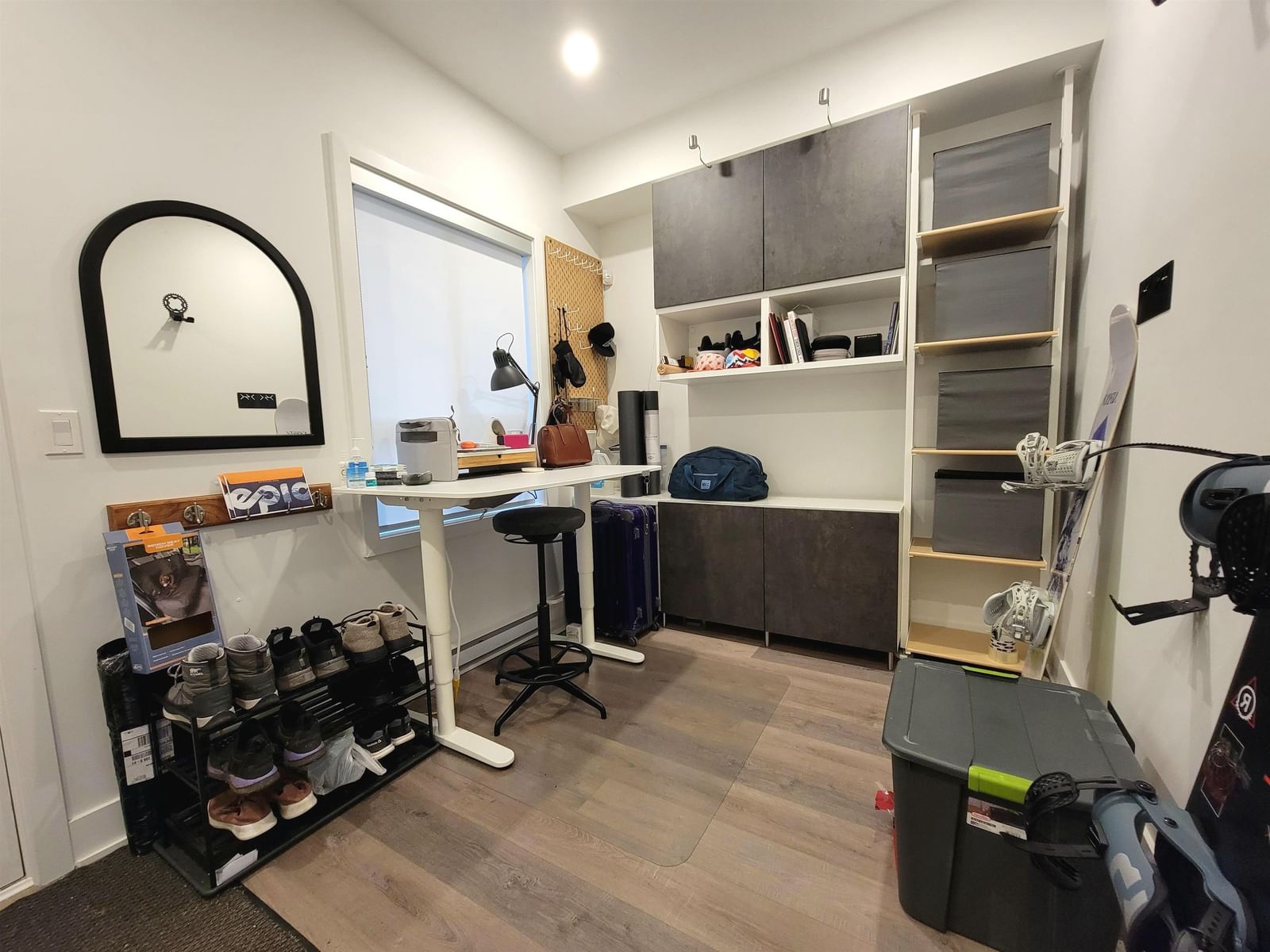 Listing Image 5