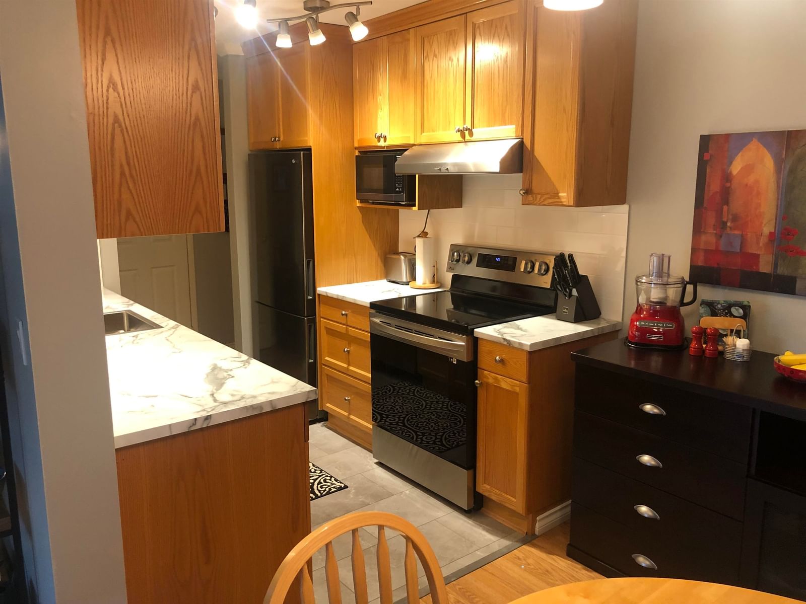 Listing Image 5