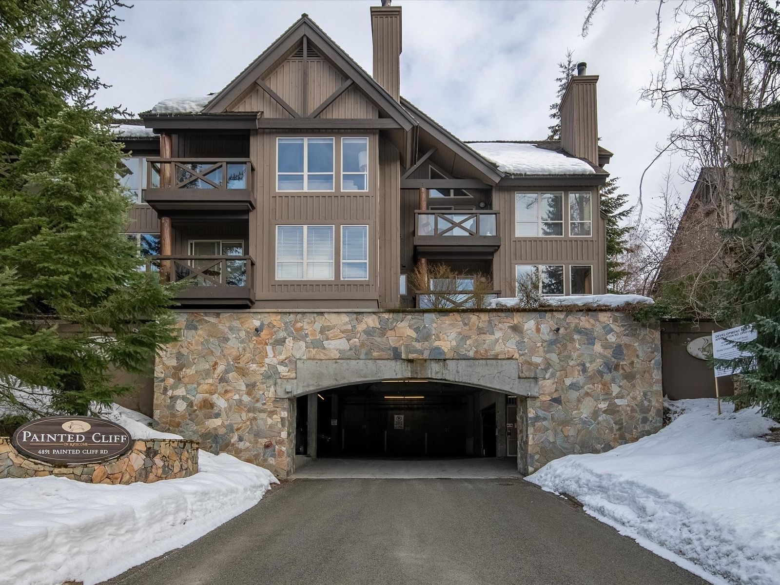 Listing Image 19