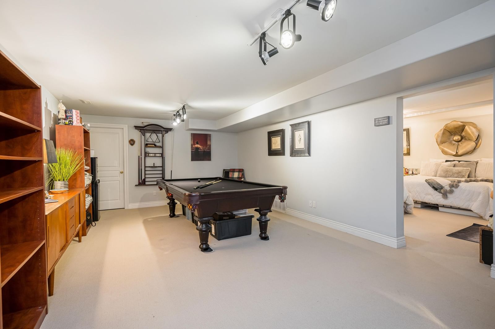 Listing Image 27