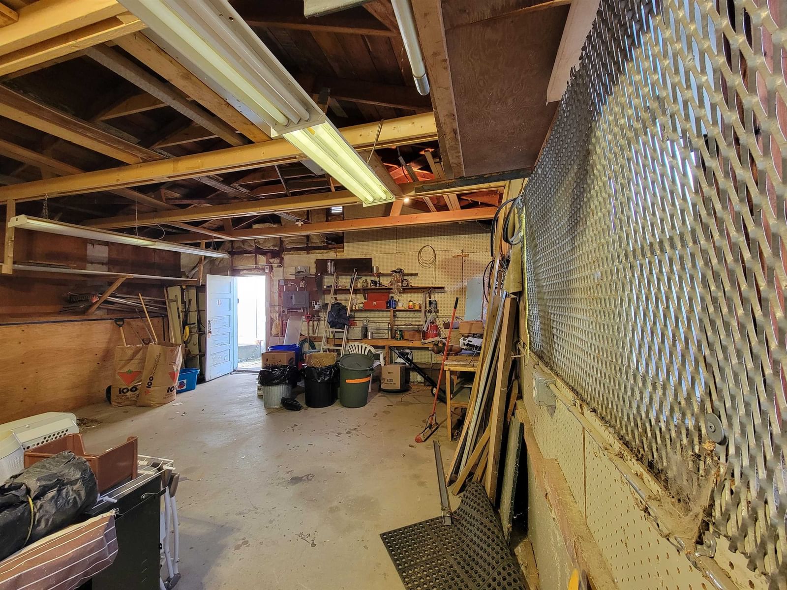 Listing Image 35