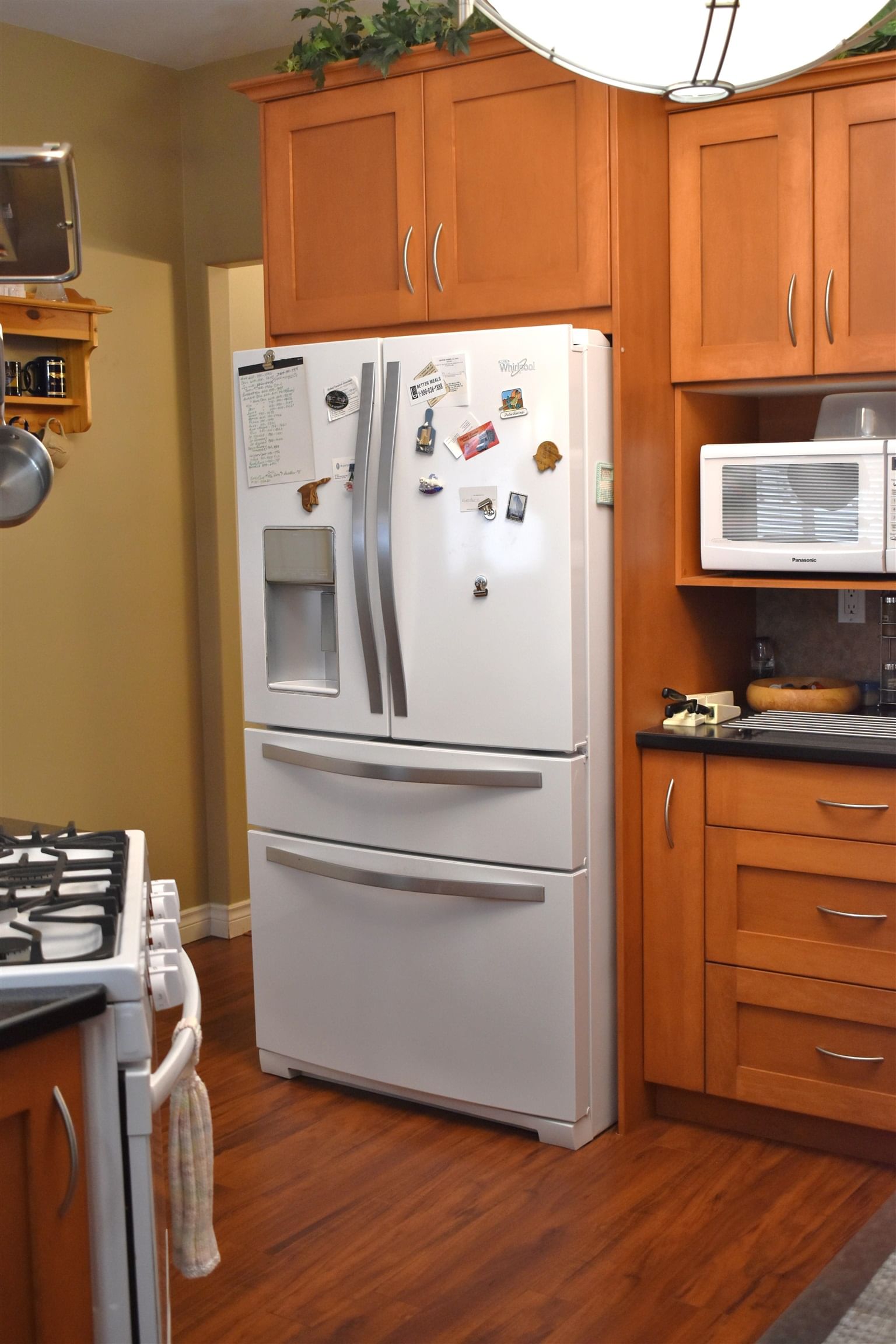 Listing Image 3