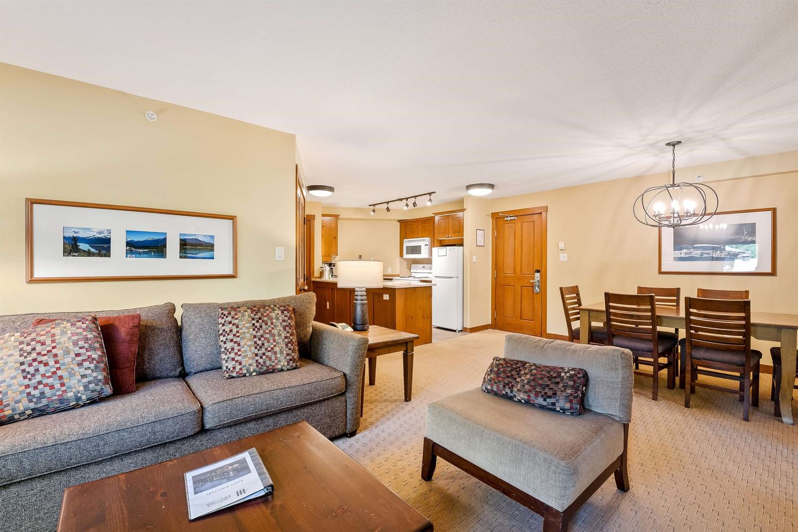 Listing Image 8