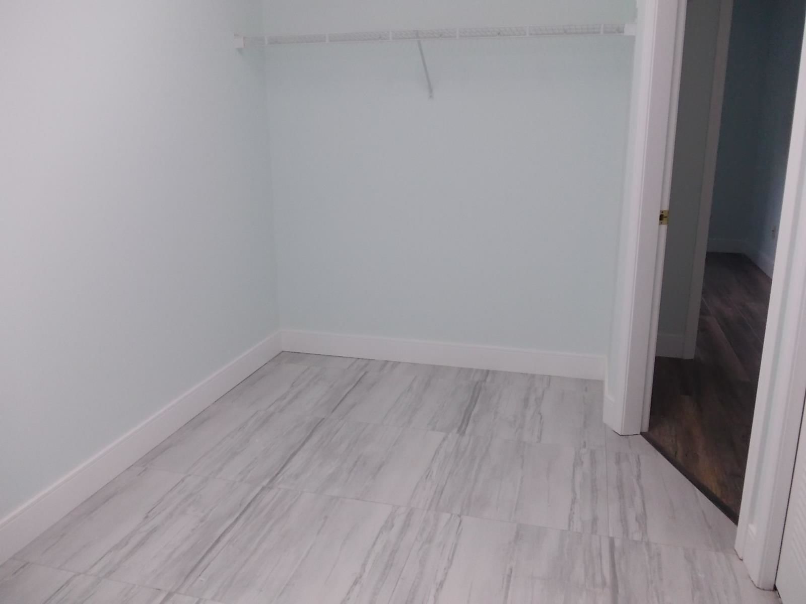 Listing Image 30