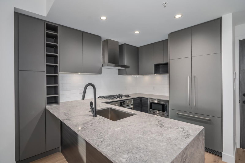 423 - 3131 Murray Street, Port Moody, V3H 0L9 | Image 3