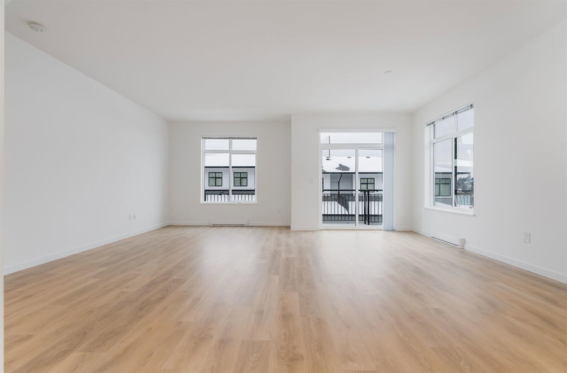 70 - 15255 Sitka Drive, Surrey, V3S 0B1 | Image 2