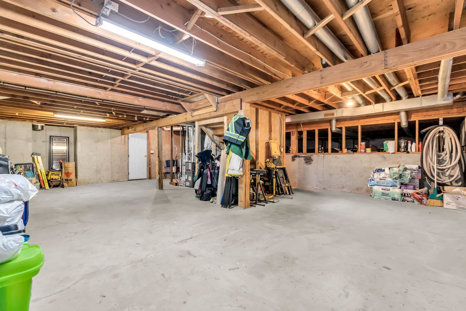 Listing Image 24