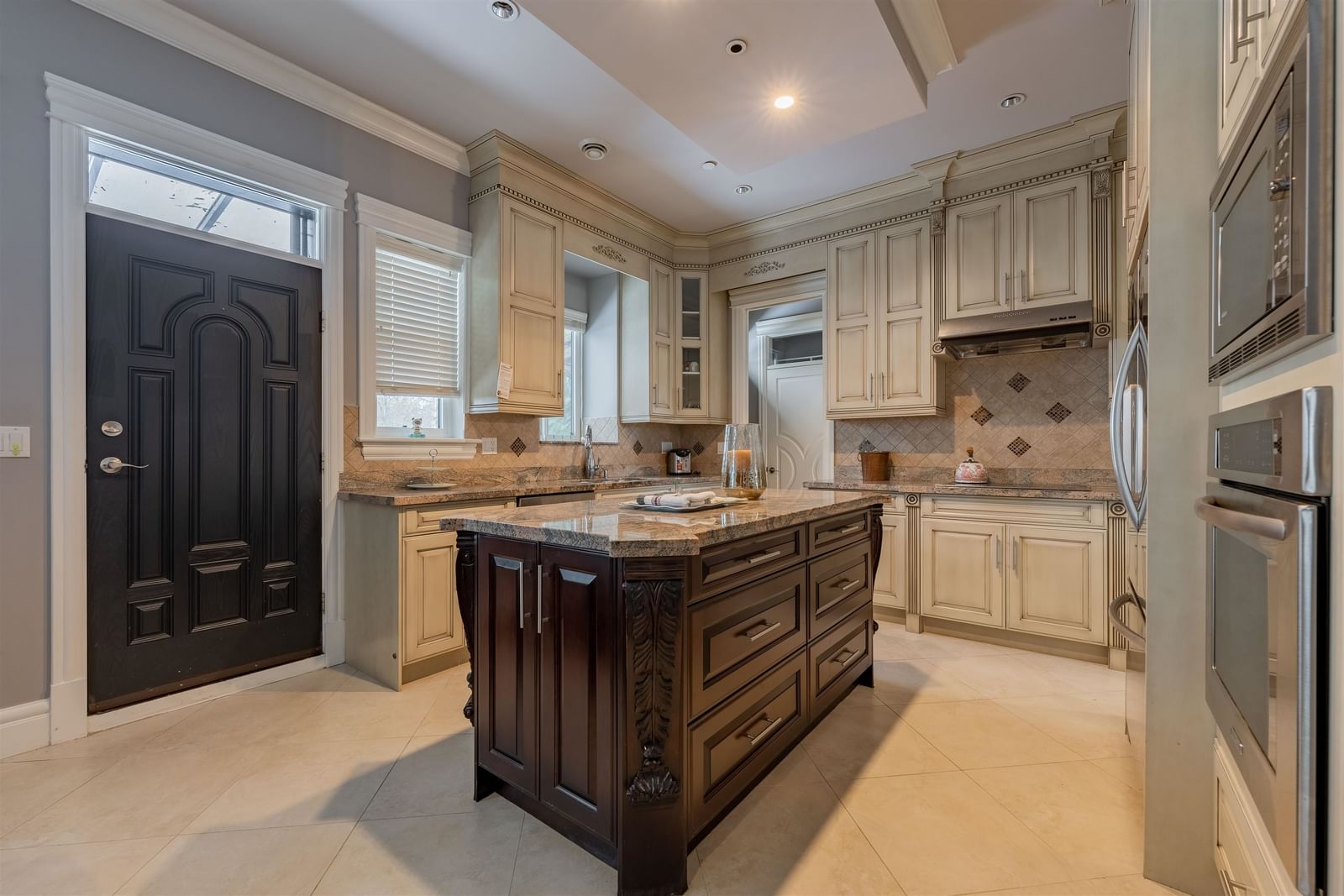 Listing Image 16