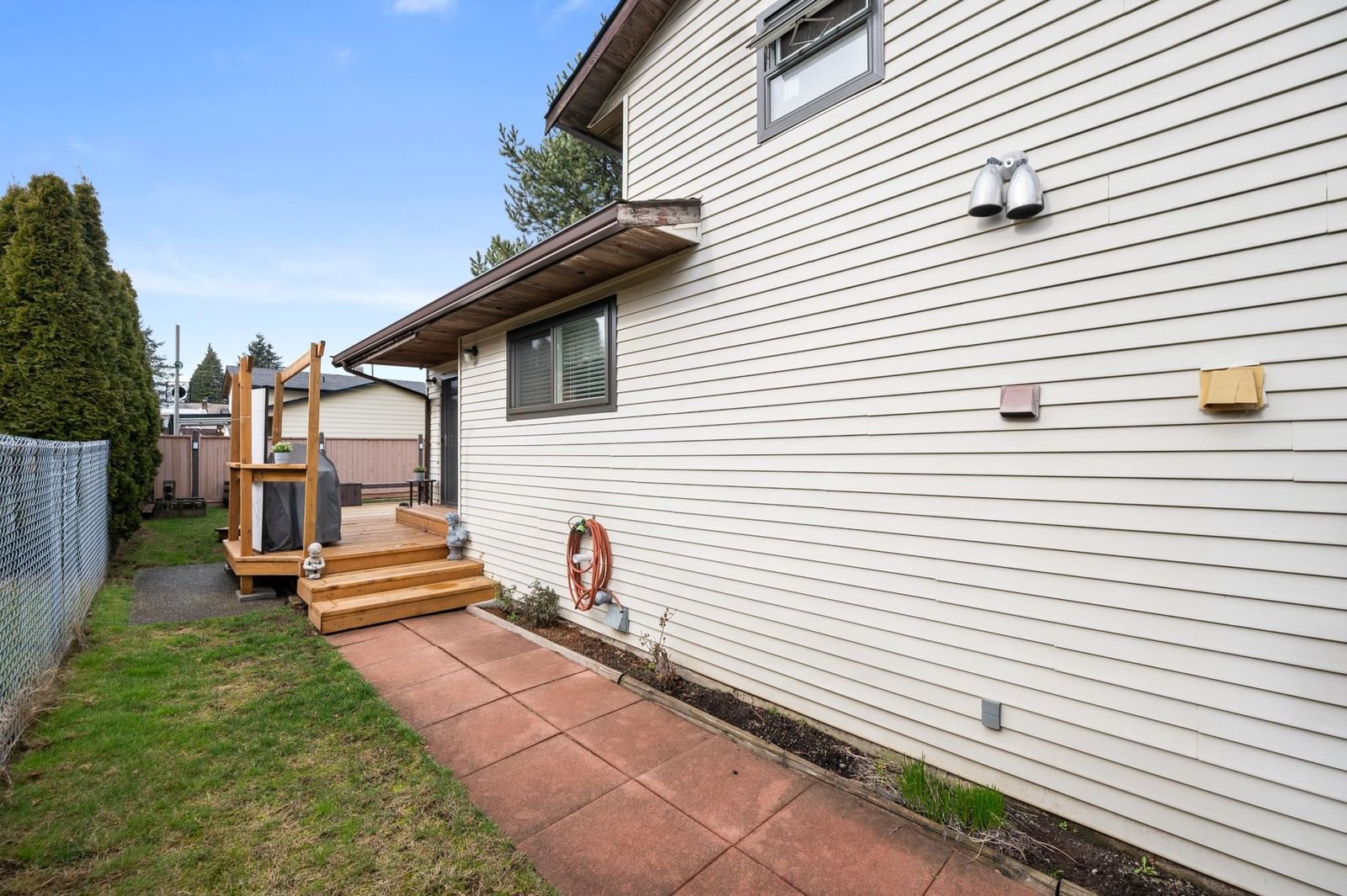 Listing Image 29