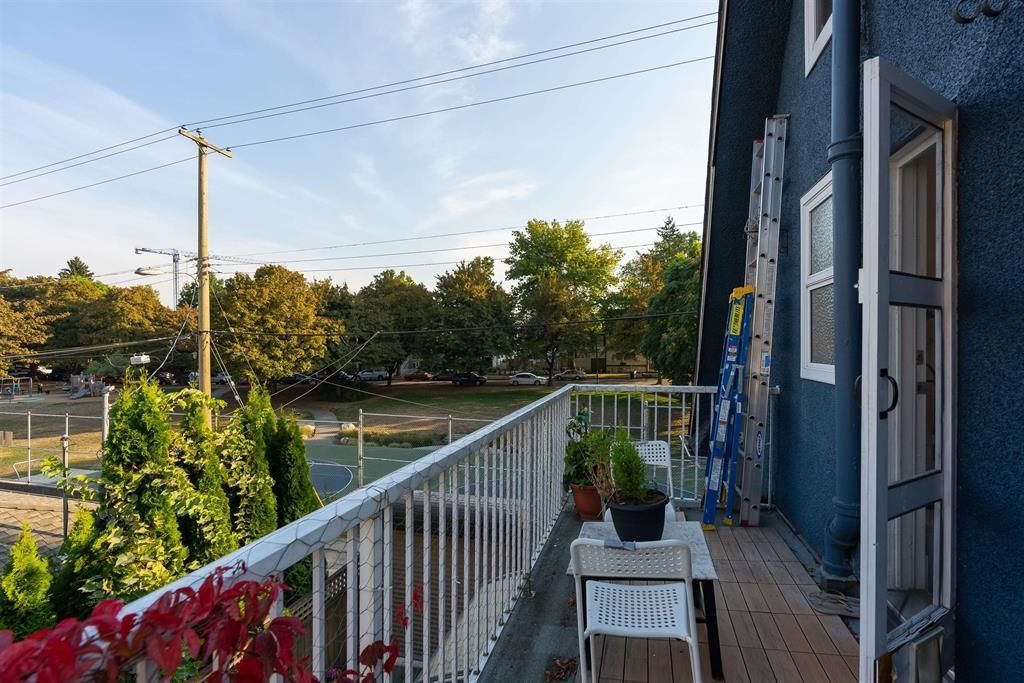 Listing Image 23