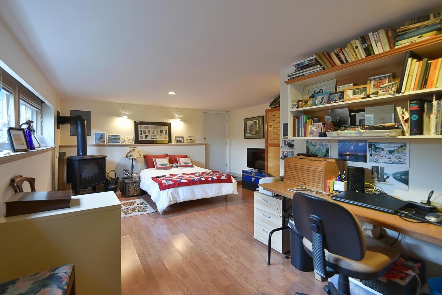 Listing Image 19