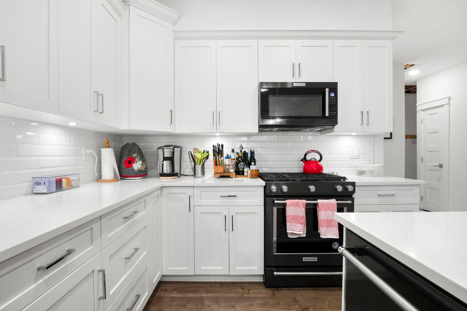 Listing Image 13
