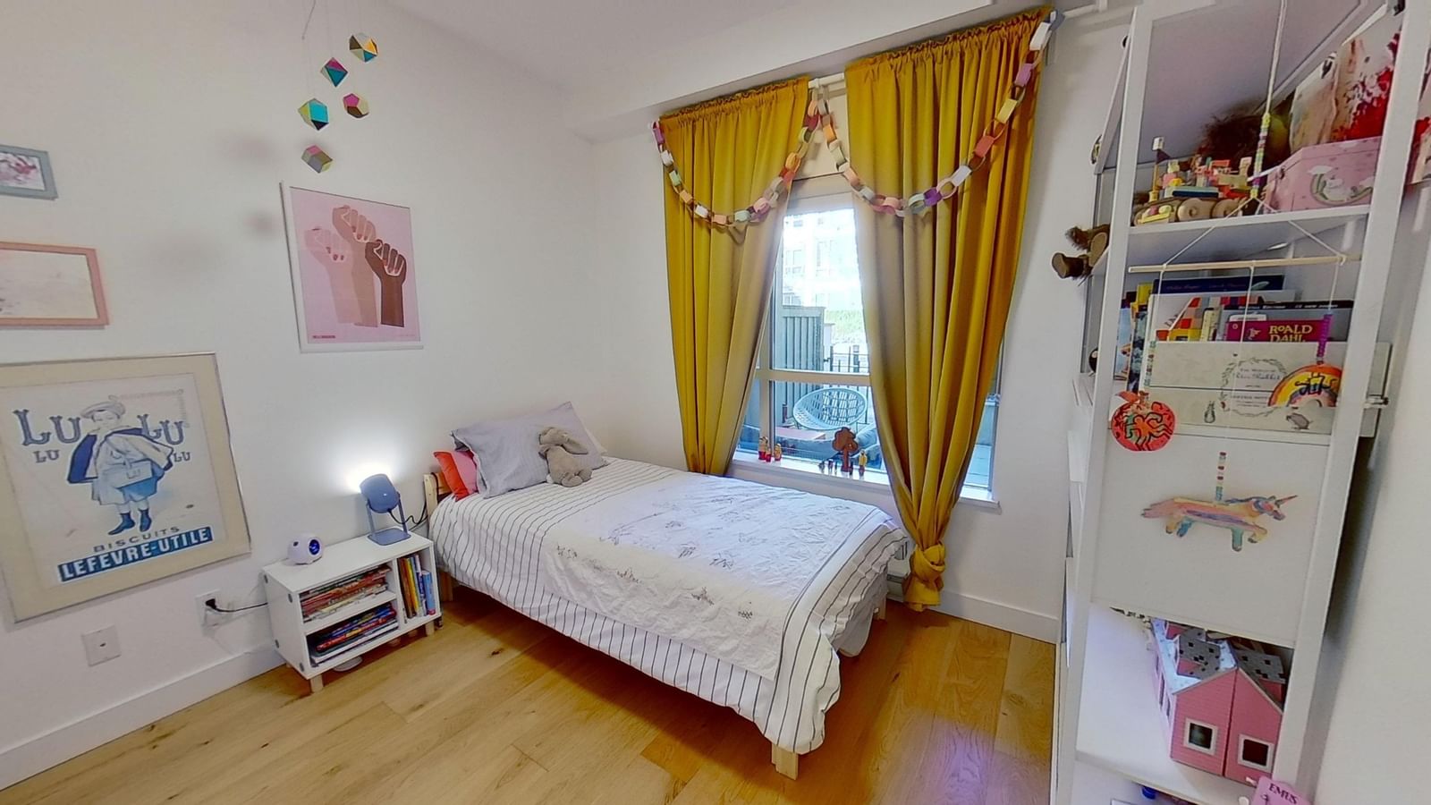 Listing Image 13