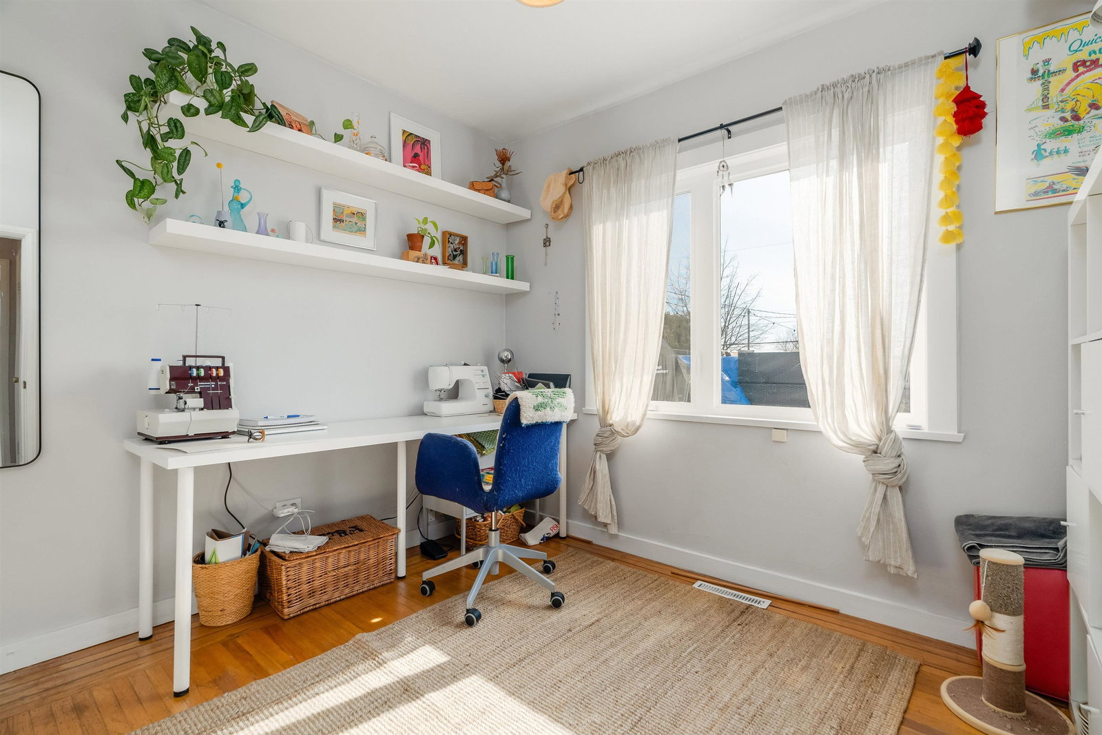 Listing Image 15