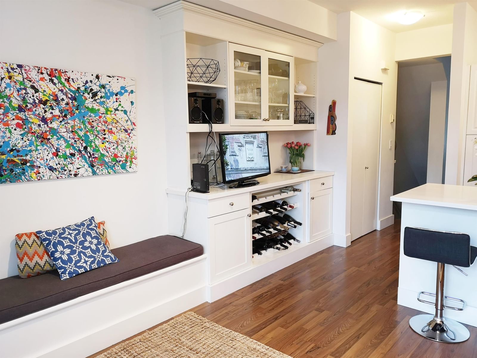 Listing Image 10