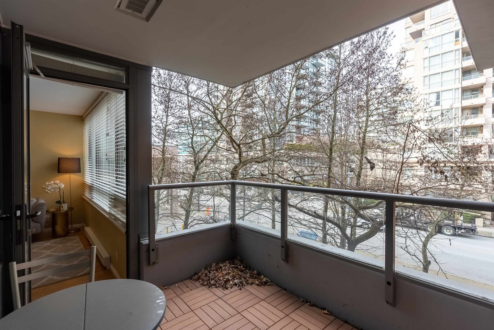 Listing Image 20
