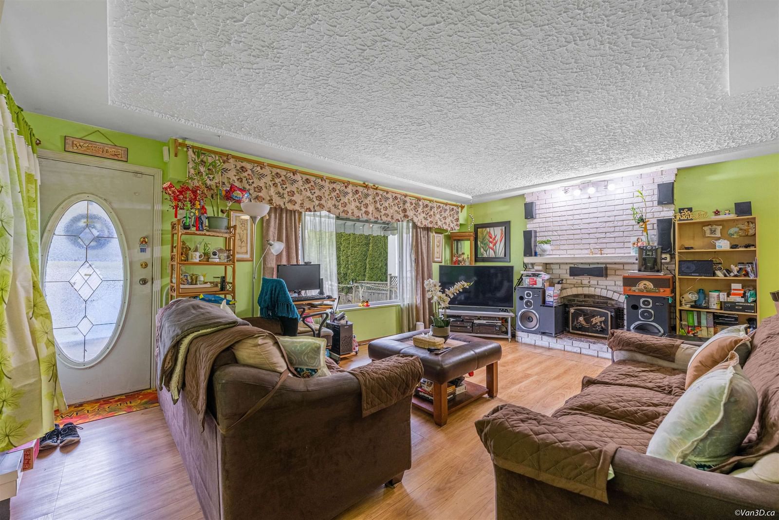 Listing Image 23