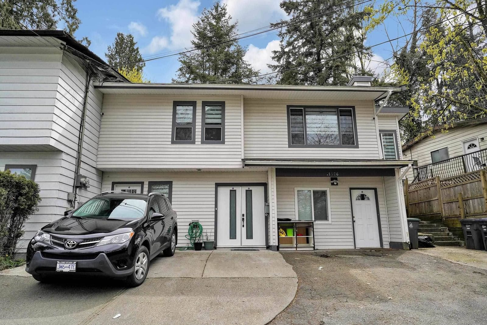 Listing Image 1