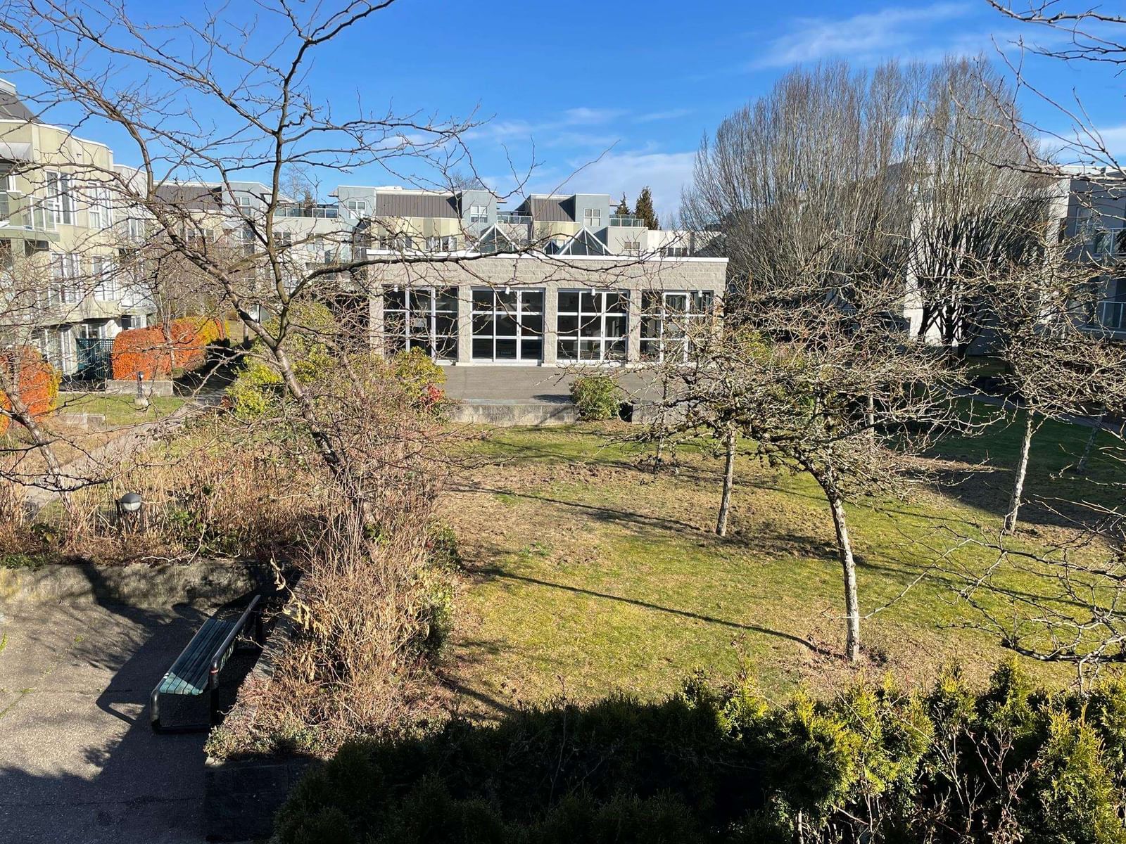 Listing Image 13