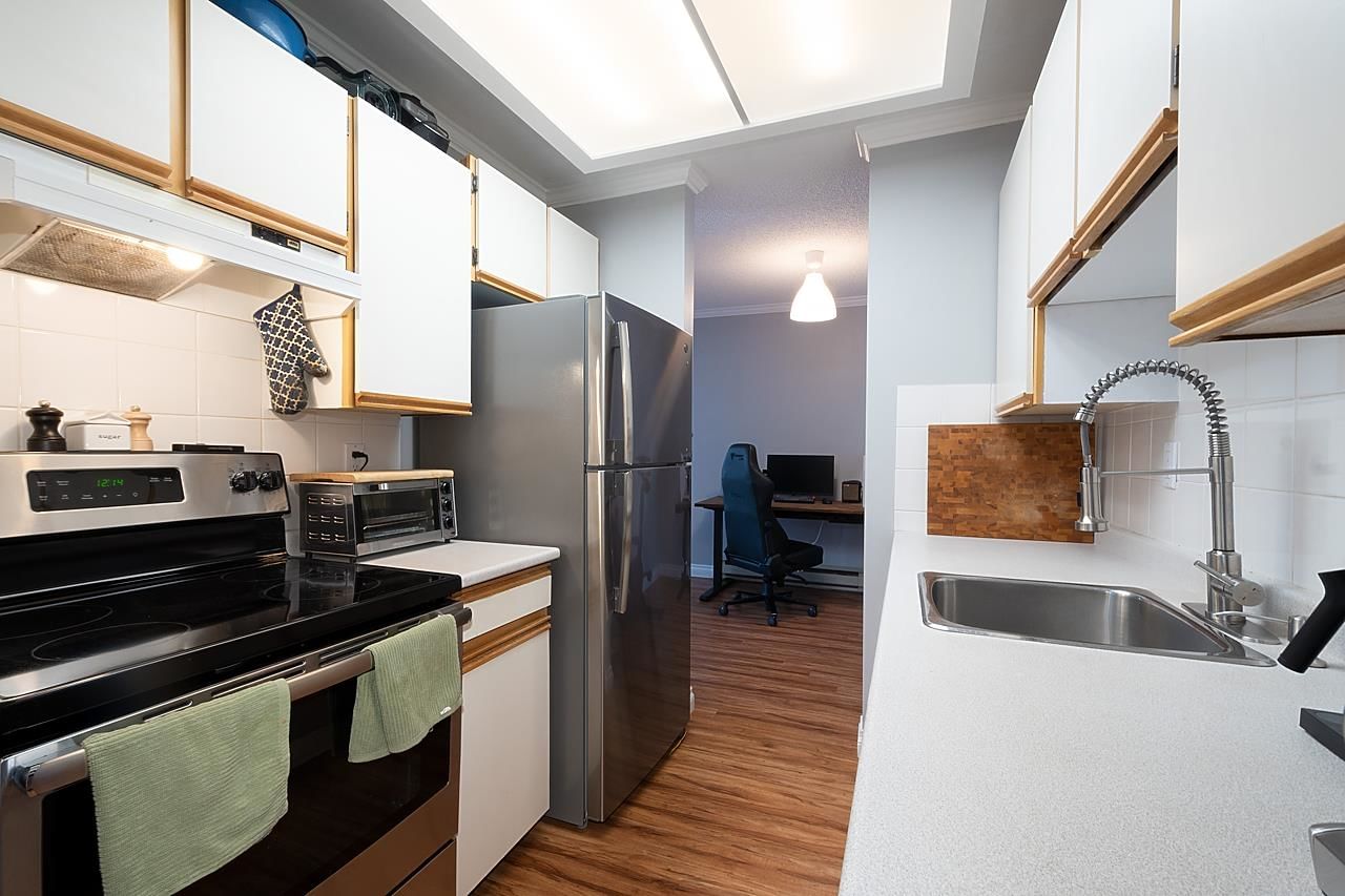 Listing Image 15