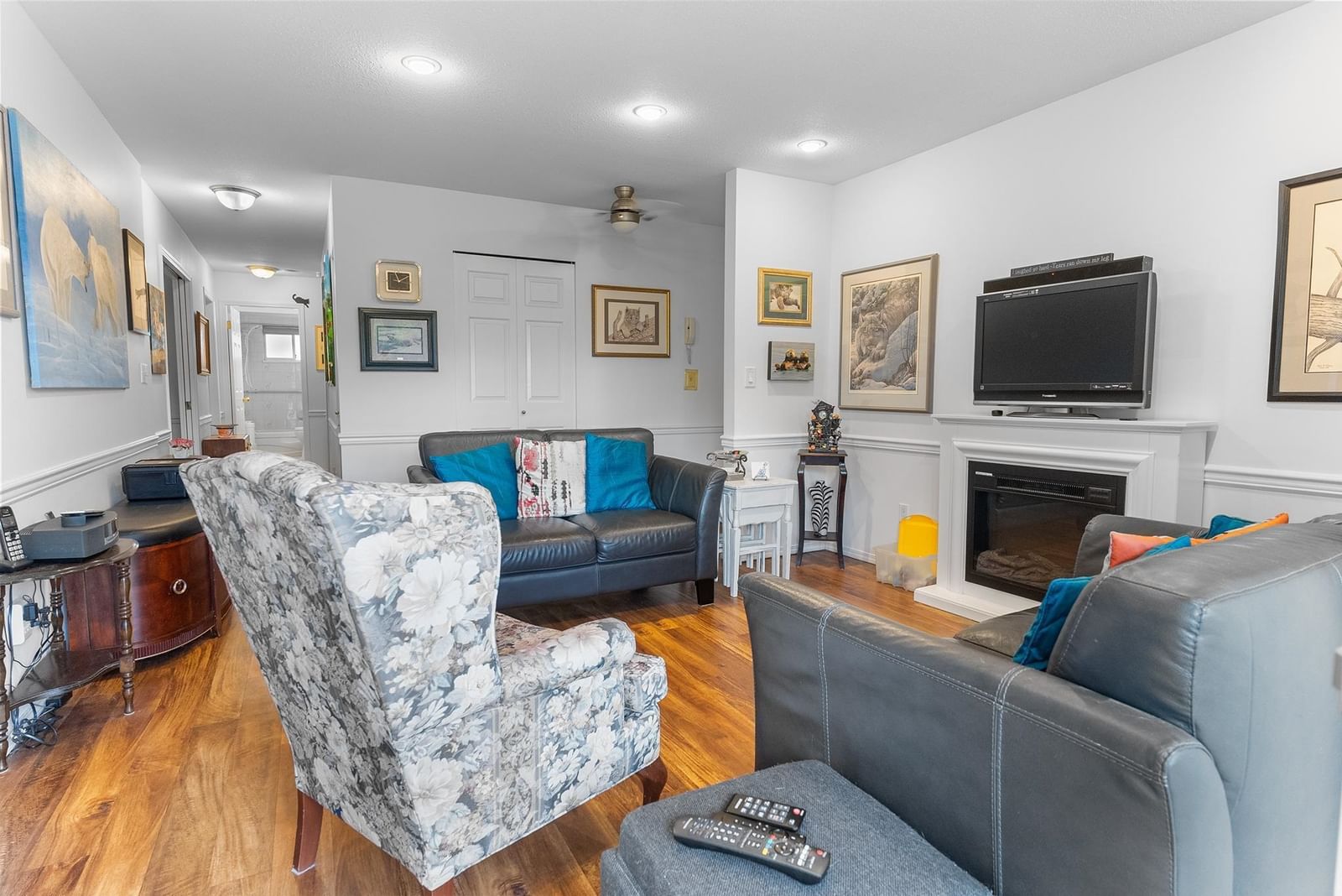 Listing Image 18