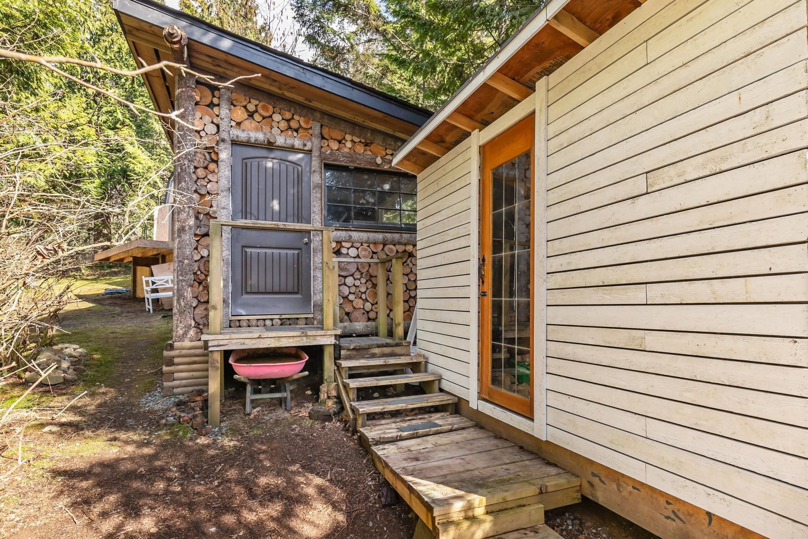 Listing Image 16